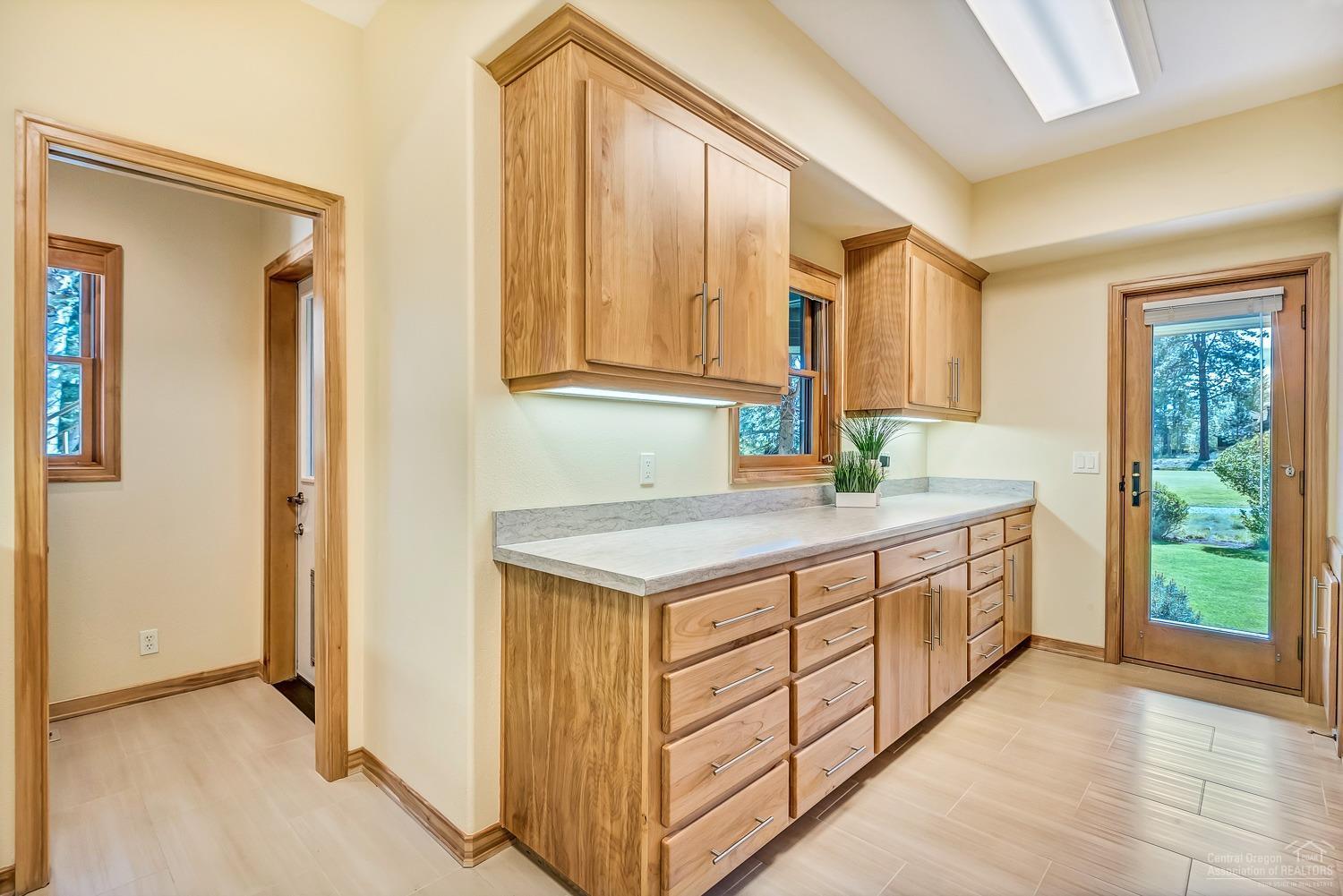 Broken Top - Residential