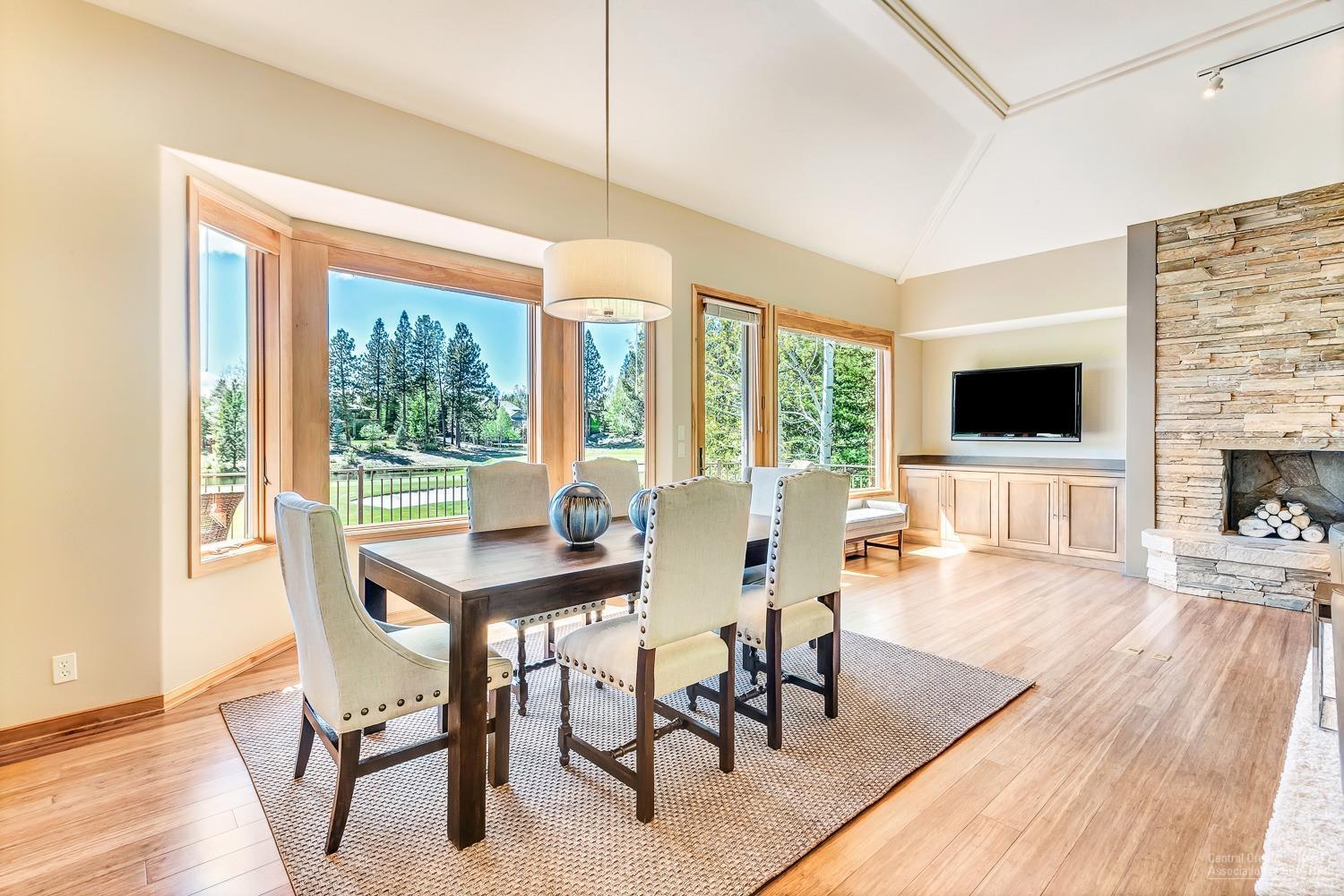 Broken Top - Residential