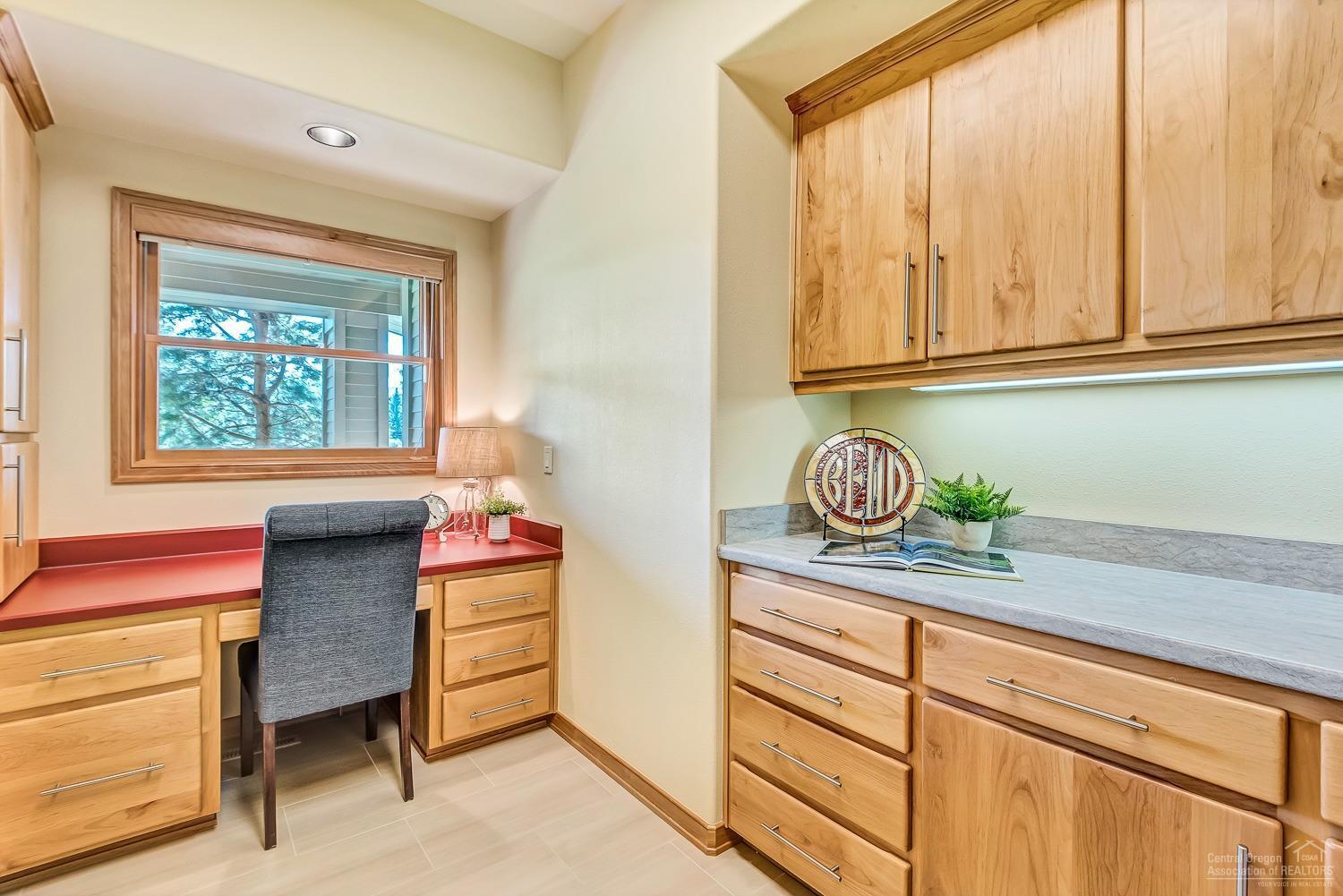 Broken Top - Residential