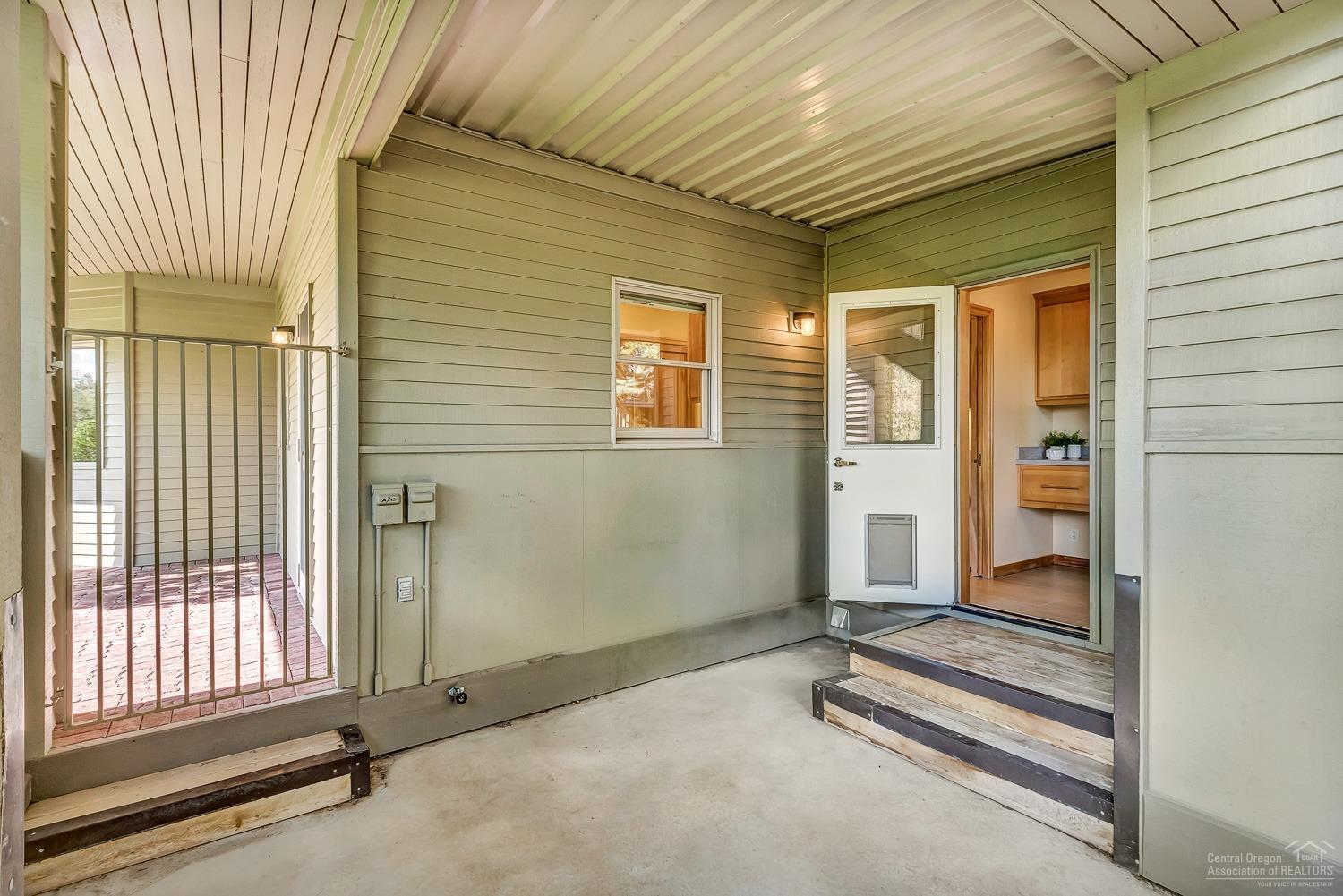 Broken Top - Residential