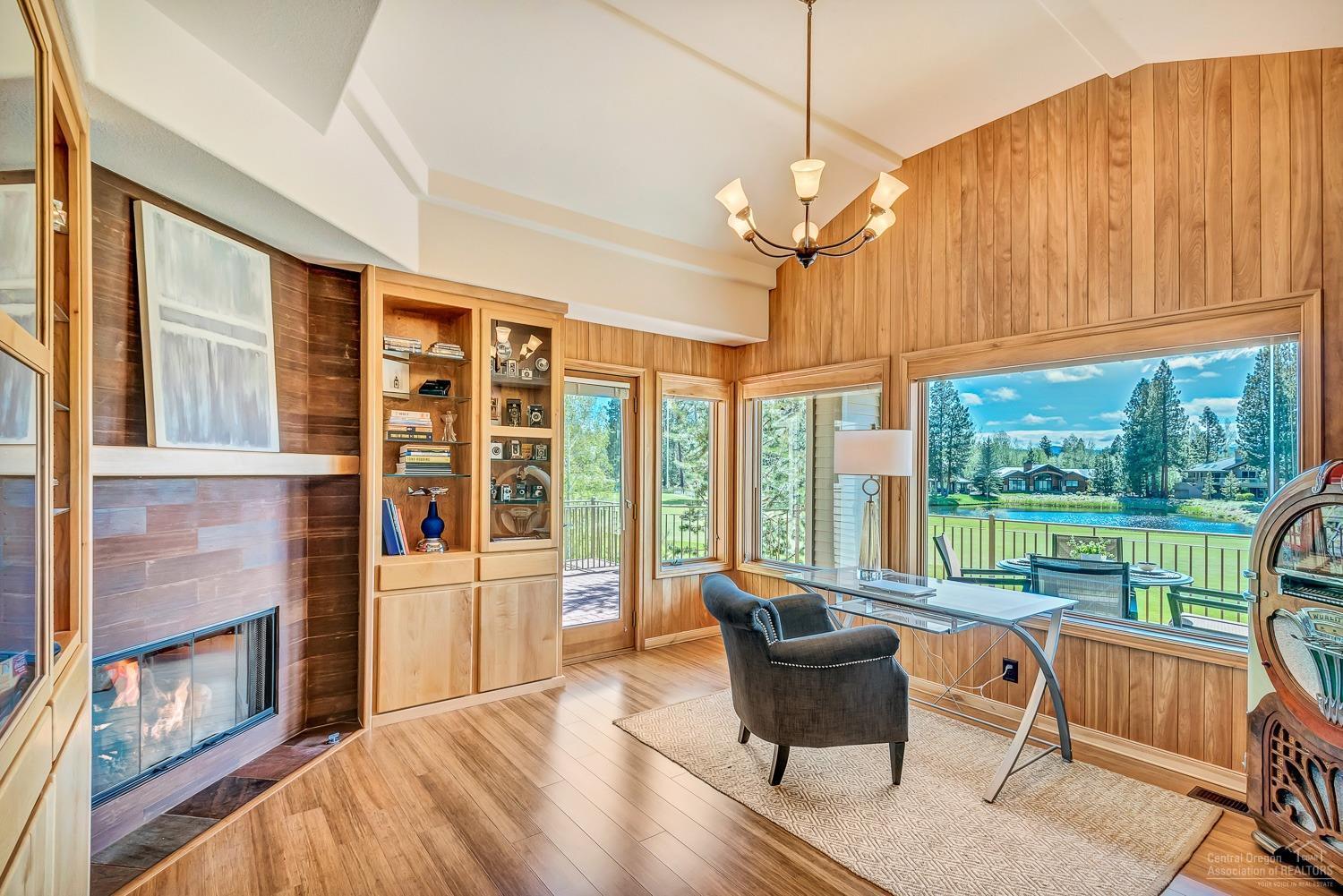 Broken Top - Residential