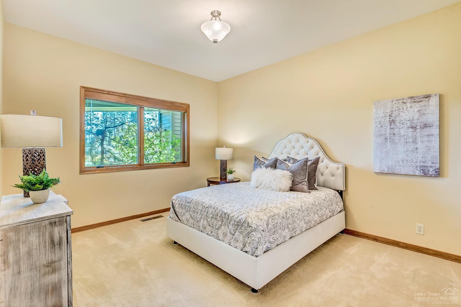 Broken Top - Residential