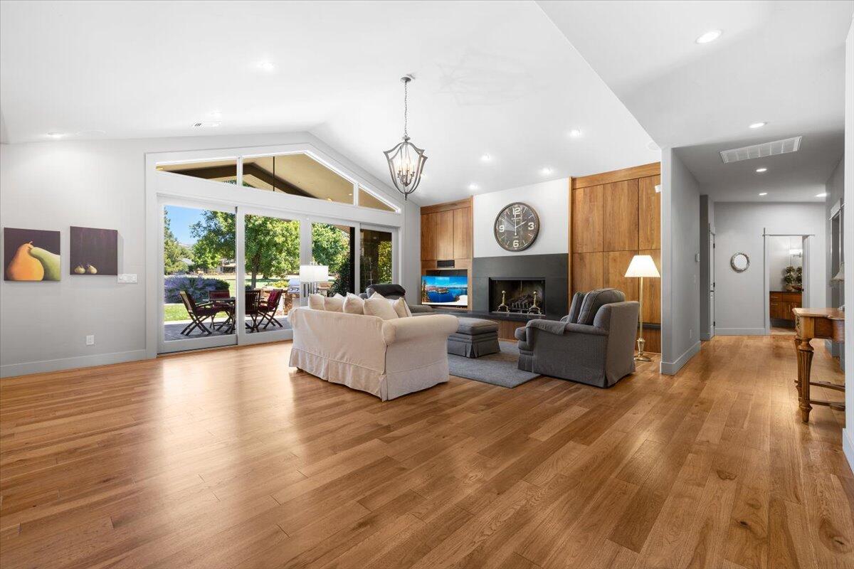 Island Pointe Subdivision - Residential