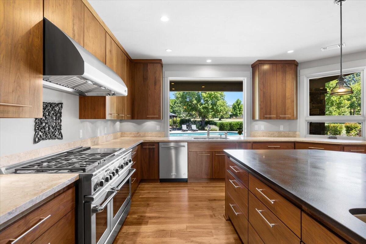 Island Pointe Subdivision - Residential