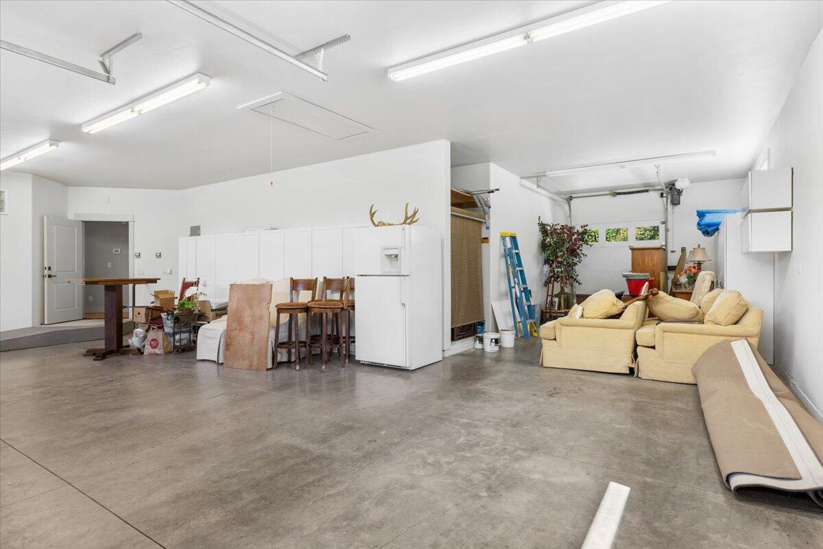 Island Pointe Subdivision - Residential