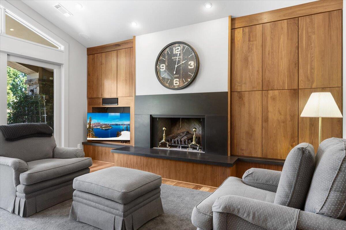 Island Pointe Subdivision - Residential