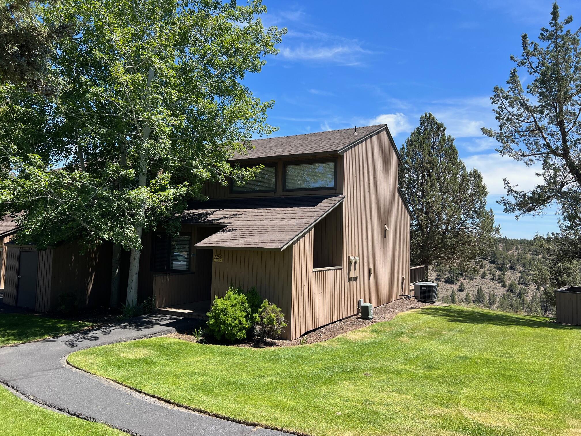 Eagle Crest - Residential