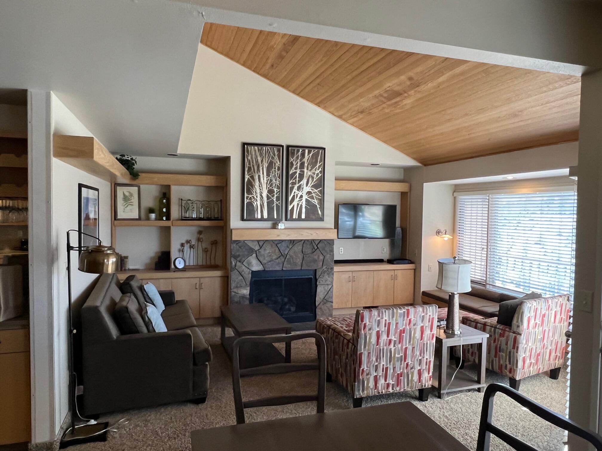 Eagle Crest - Residential