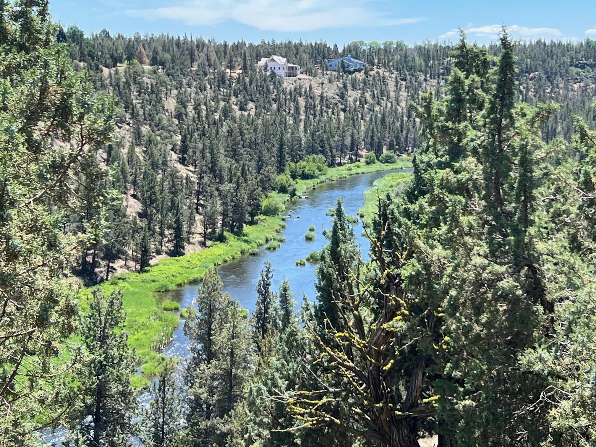 Eagle Crest - Residential