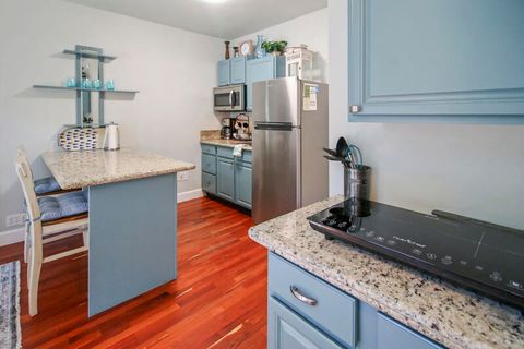 Tiny photo for 175 E E Street, Jacksonville, OR 97530 (MLS # 220213629)