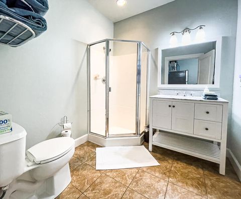 Tiny photo for 175 E E Street, Jacksonville, OR 97530 (MLS # 220213629)