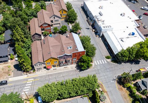 Tiny photo for 175 E E Street, Jacksonville, OR 97530 (MLS # 220213629)