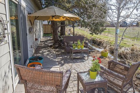 Tiny photo for 1453 NW 20th Court, Redmond, OR 97756 (MLS # 220223773)