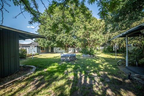 Tiny photo for 156 NE Spruce Lane, Prineville, OR 97754 (MLS # 220212940)