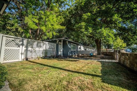 Tiny photo for 156 NE Spruce Lane, Prineville, OR 97754 (MLS # 220212940)
