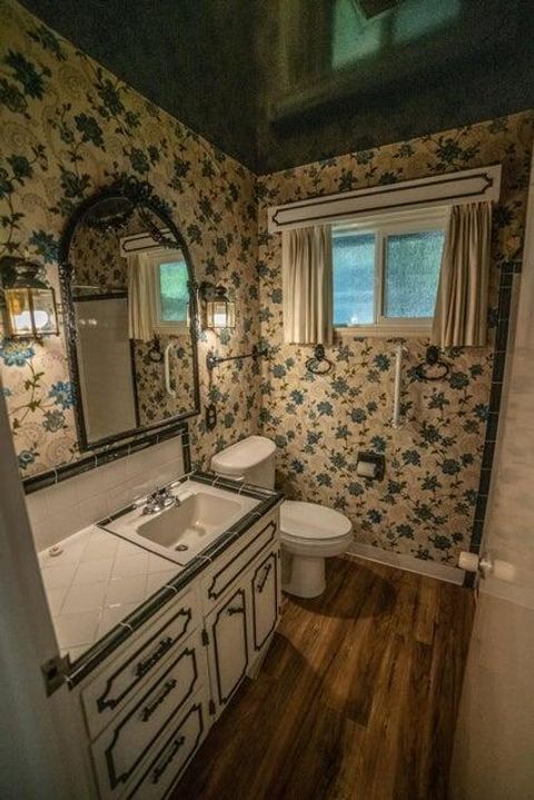 Tiny photo for 156 NE Spruce Lane, Prineville, OR 97754 (MLS # 220212940)