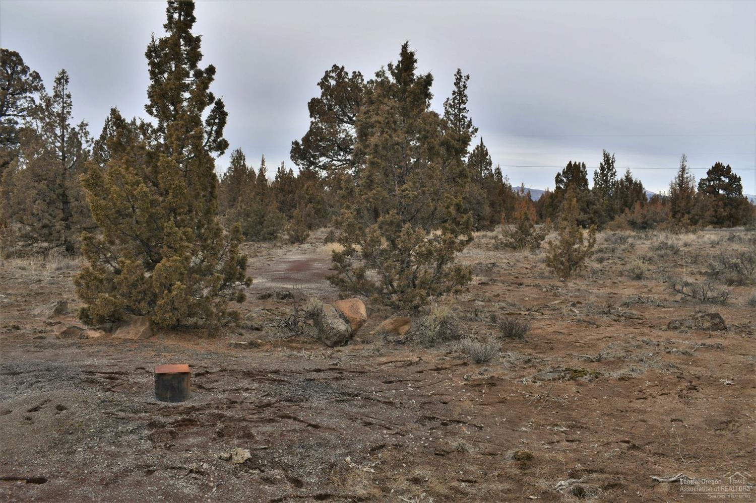 West Powell Butte Es - Land