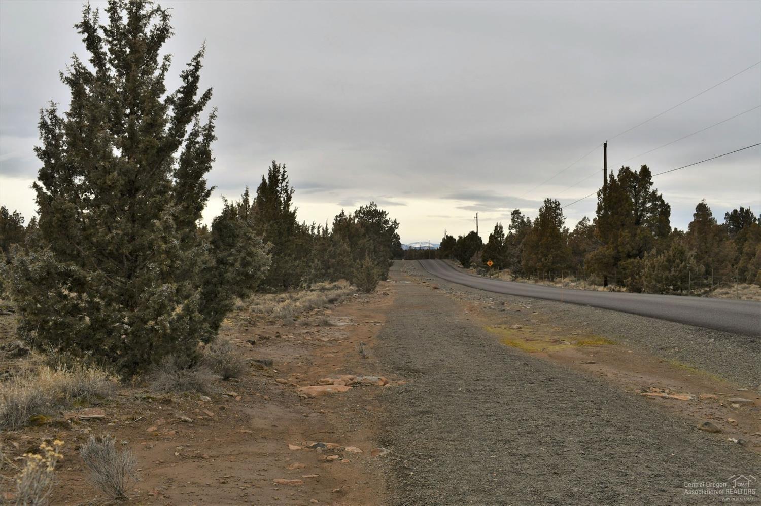 West Powell Butte Es - Land