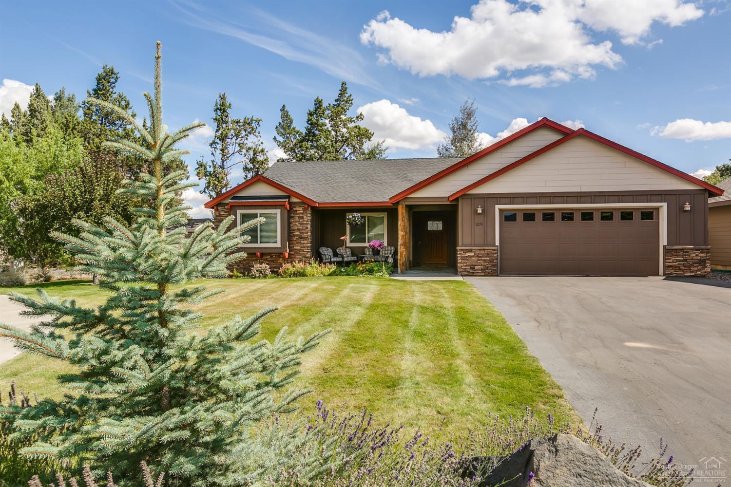 McKenzie's Meadow - Residential