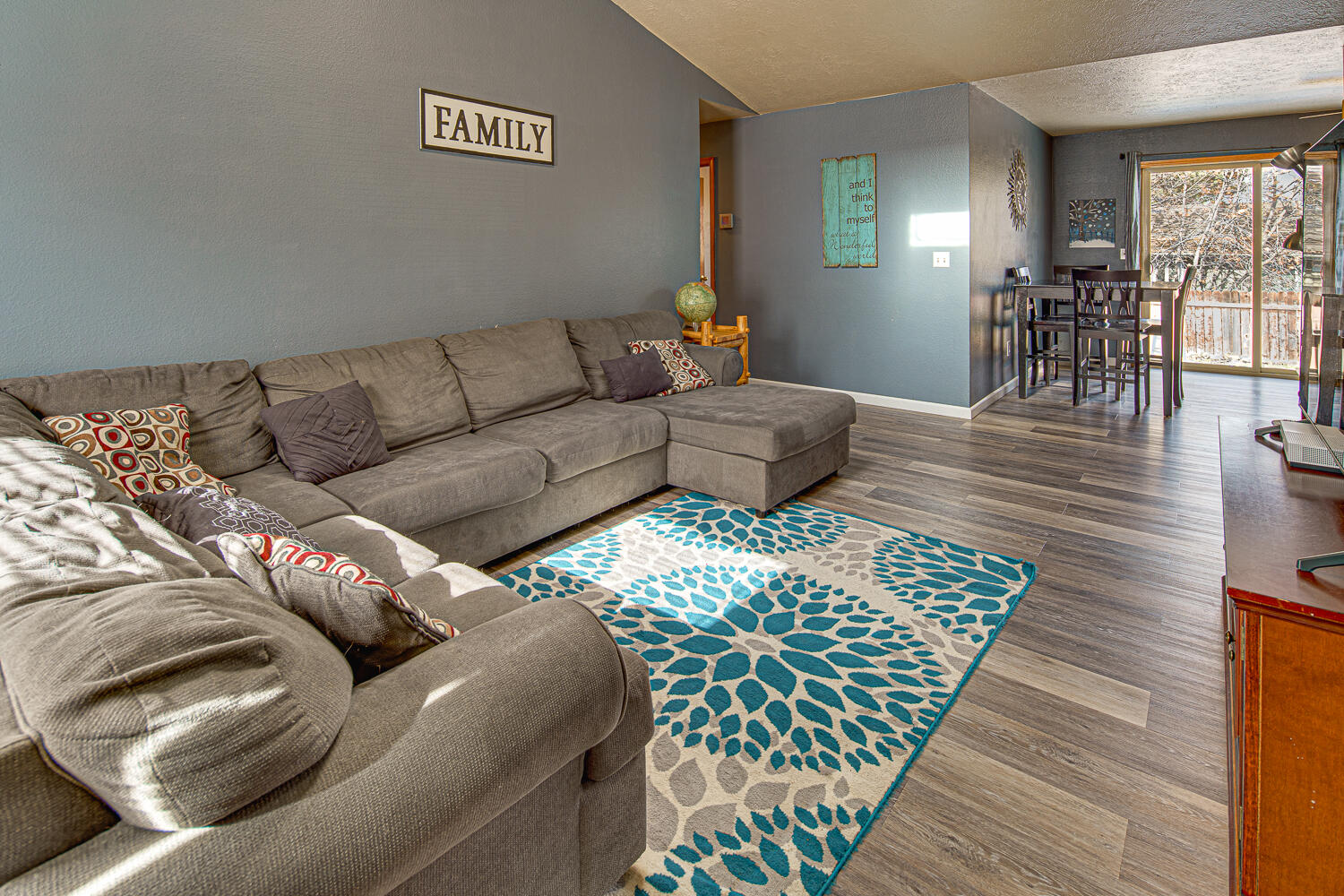 Rolling Hills - Residential