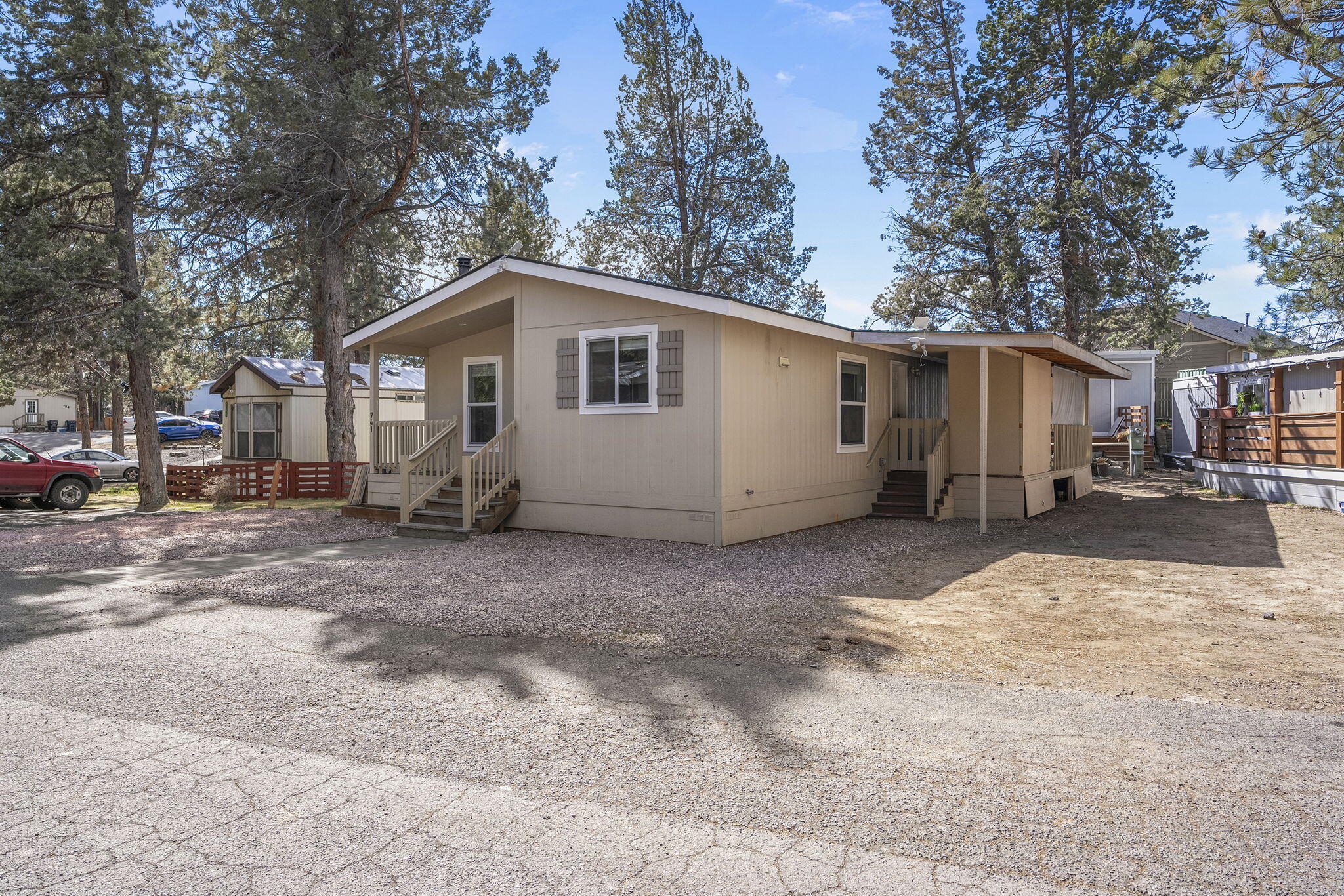 60901 Brosterhous Road 741