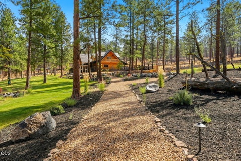 Tiny photo for 17031 Wilt Road, Sisters, OR 97759 (MLS # 220228180)