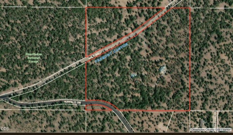 Tiny photo for 17031 Wilt Road, Sisters, OR 97759 (MLS # 220228180)