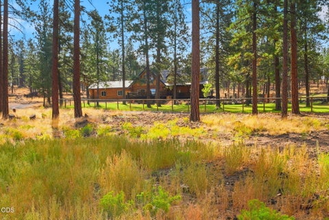 Tiny photo for 17031 Wilt Road, Sisters, OR 97759 (MLS # 220228180)
