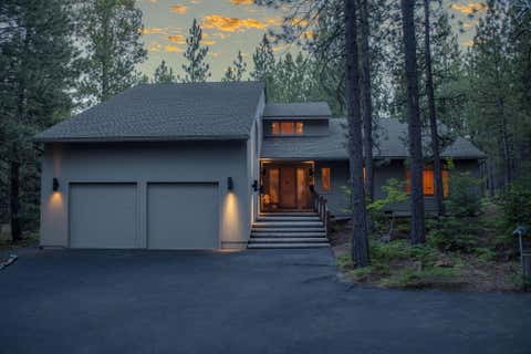 Photo of 70440 Linnaea Borealis #GM395, Black Butte Ranch, OR 97759 (MLS # 220218217)
