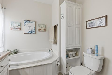 Tiny photo for 304 Wards Creek Road, Rogue River, OR 97537 (MLS # 220220256)