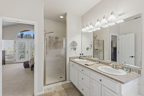 Tiny photo for 304 Wards Creek Road, Rogue River, OR 97537 (MLS # 220220256)