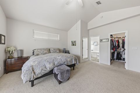 Tiny photo for 304 Wards Creek Road, Rogue River, OR 97537 (MLS # 220220256)