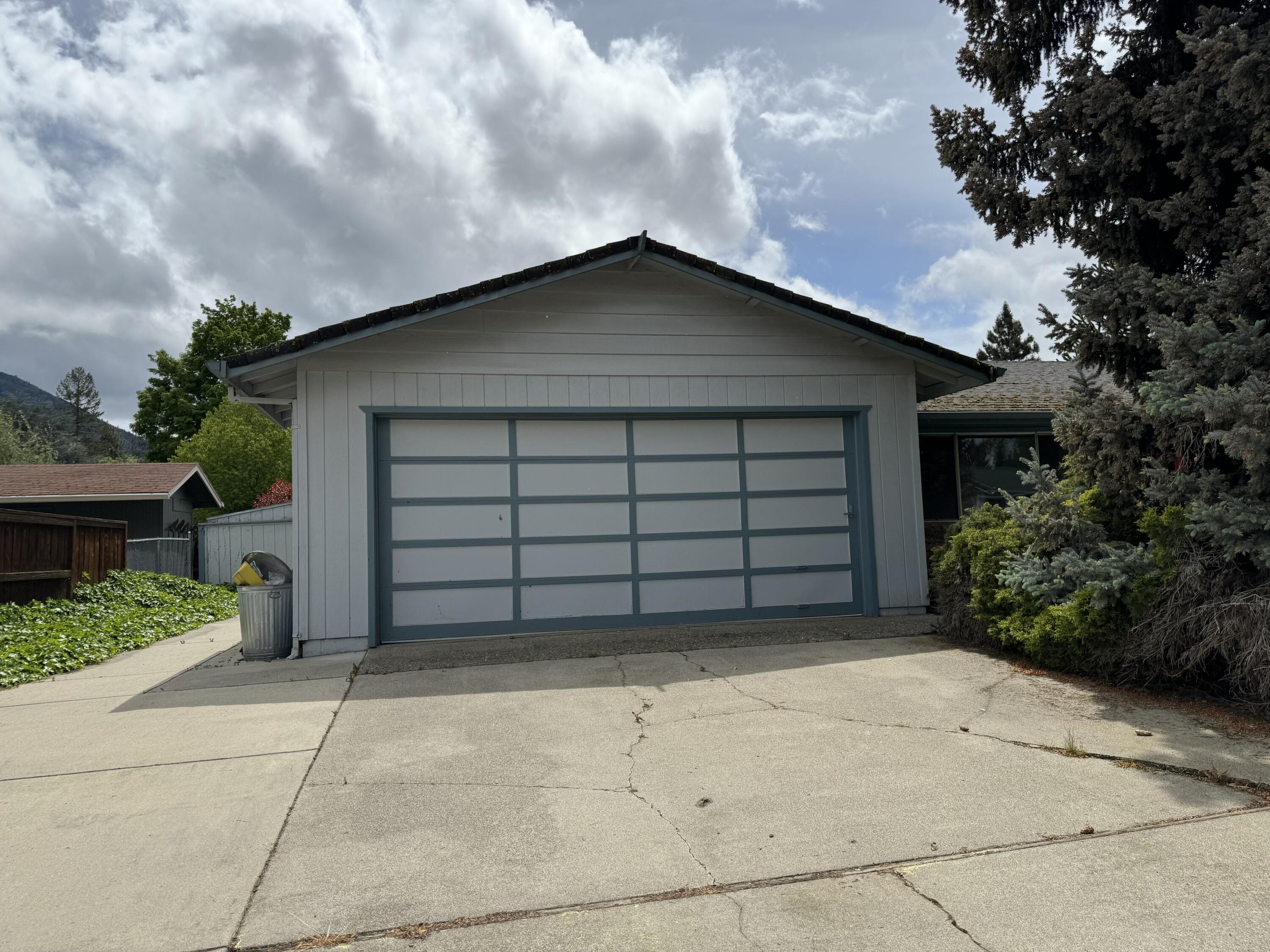 Evon Acres - Residential