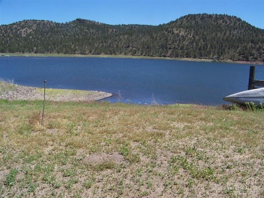 wonderful acreage right on Ochoco Reservoir. One of the best building lots available. Area of nice newer homes but with lots of elbow room. Perfect place to build your dream home. Well is already in and septic feasibility is complete. Owner is willing to carry.
