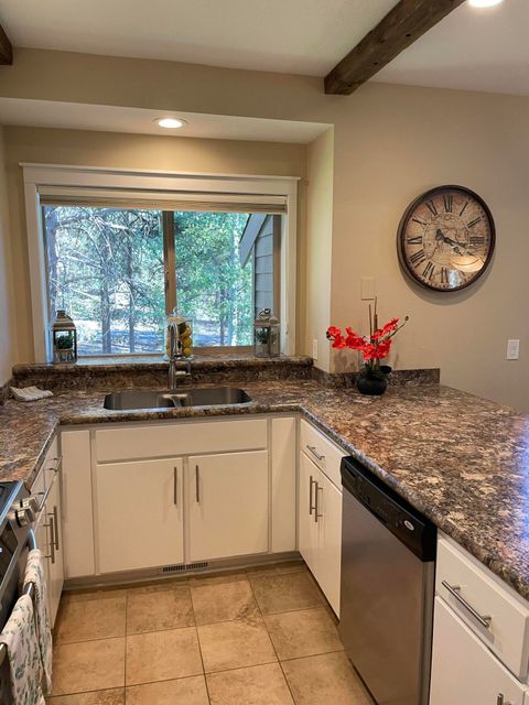 Tiny photo for 57338 Beaver Ridge Loop #16B2, Sunriver, OR 97707 (MLS # 220209961)