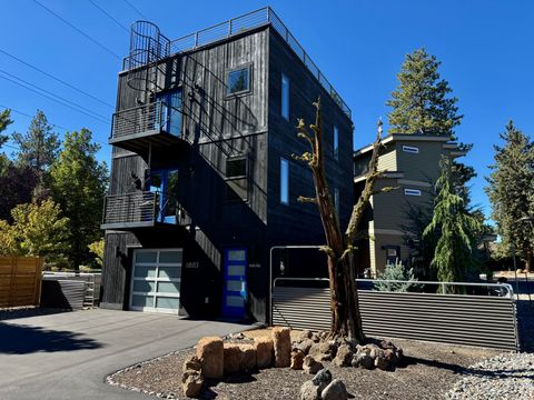 61683 Elmwood Place Bend OR 97702