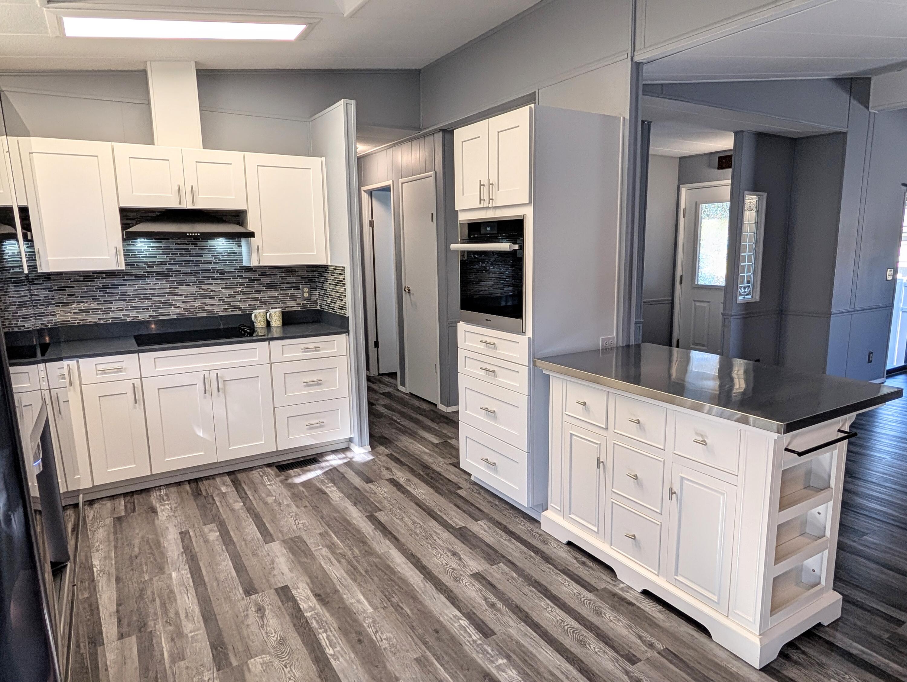 20749 Valentine Street 12