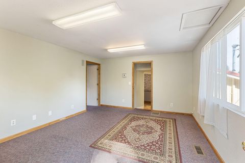 Tiny photo for 547 Oakdale Drive, Medford, OR 97501 (MLS # 220219868)