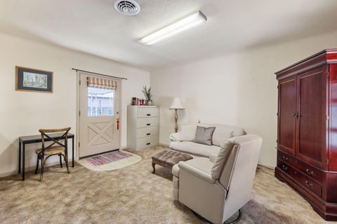 Tiny photo for 547 Oakdale Drive, Medford, OR 97501 (MLS # 220219868)