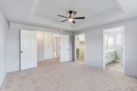 Tiny photo for 959 Westrop Drive, Central Point, OR 97502 (MLS # 220212561)