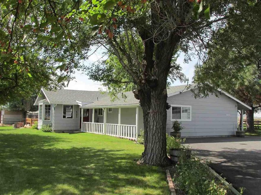 Acreage In Henley! 2.40 Acres With A Beautiful 3 Bedroom 2 Bath Home. The Kitchen Has Been Updated And There Is A Large Sun Room. Office Could Be Made Into A 4th Bedroom With Large Walk In Closet. 2 Car Garage/Shop, Shed, Barn And Carport. Fenced For Horses. Beautiful Landscaping With Kid Irrigation And Underground Sprinkler System. Large Deck, Brick Patio With Fire Pit And Hot Tub. Newer Roof. It Is Very Hard To Find This Type Of Property In This Fantastic Henley Area!