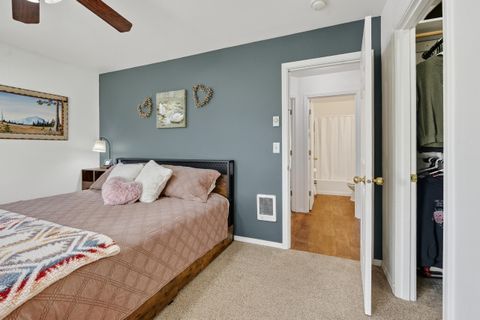 Tiny photo for 631 NE Mariposa Avenue, Prineville, OR 97754 (MLS # 220211643)