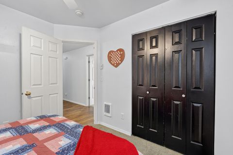 Tiny photo for 631 NE Mariposa Avenue, Prineville, OR 97754 (MLS # 220211643)