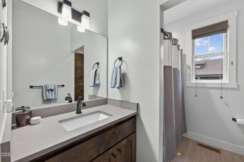 Tiny photo for 301 S Pine Street, Sisters, OR 97759 (MLS # 220224322)