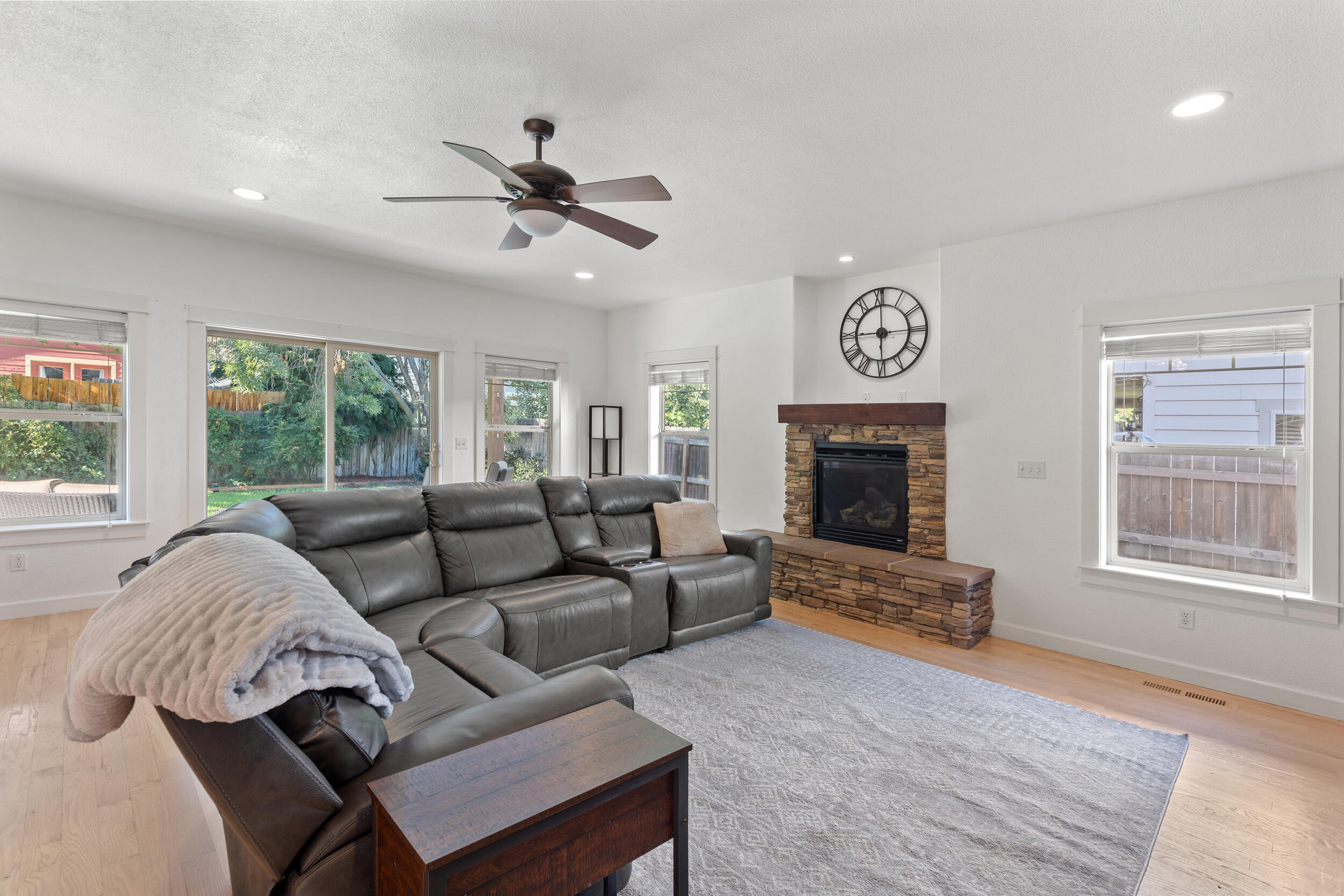 Kamerin Springs - Residential