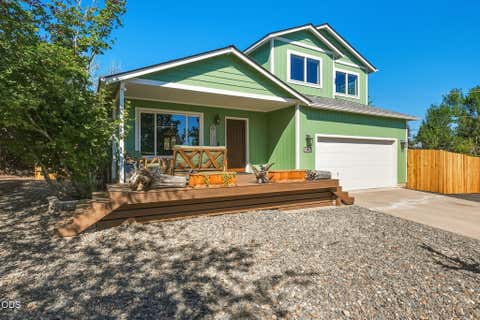 Photo of 2813 NE North Pilot Butte Drive, Bend, OR 97701 (MLS # 220227056)