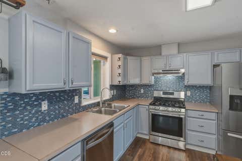 Tiny photo for 2813 NE North Pilot Butte Drive, Bend, OR 97701 (MLS # 220227056)