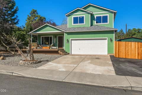 Tiny photo for 2813 NE North Pilot Butte Drive, Bend, OR 97701 (MLS # 220227056)