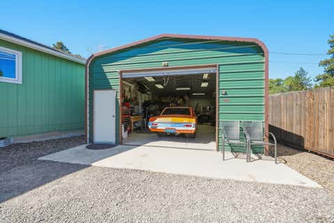 Tiny photo for 2813 NE North Pilot Butte Drive, Bend, OR 97701 (MLS # 220227056)