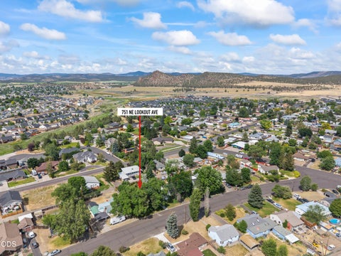 Tiny photo for 751 NE Lookout Avenue, Prineville, OR 97754 (MLS # 220224134)